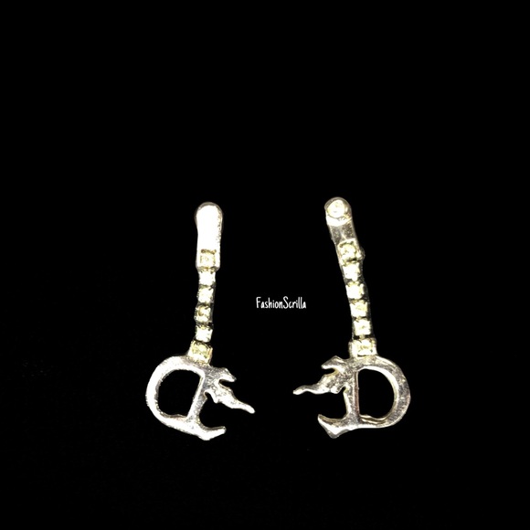Dior John Galliano Vintage Silver Diamanté Crystal Fire ‘D’ Drop Chain Earrings - Picture 4 of 6